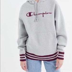 Champion hoodie size L